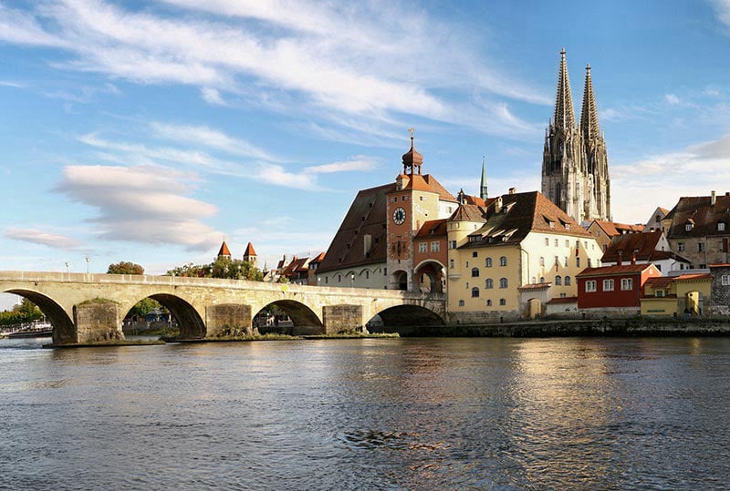 Regensburg - Steinerne Brücke und Dom