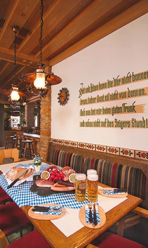 Traditioneller bayerischer Stammtisch